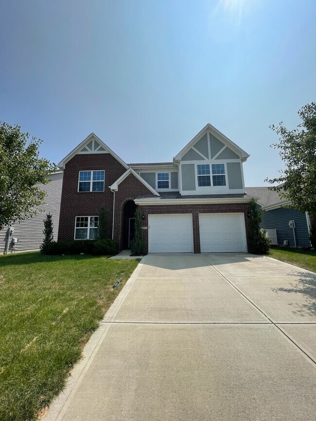 581 Wendover Ave in Westfield, IN - Building Photo - Building Photo