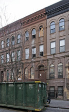 70 W 119th St in New York, NY - Foto de edificio - Building Photo