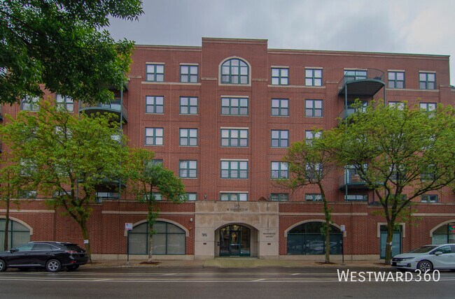1301 W Washington Blvd in Chicago, IL - Building Photo - Building Photo
