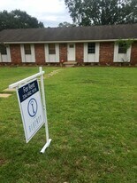 327 Homewood Ave in Troy, AL - Building Photo