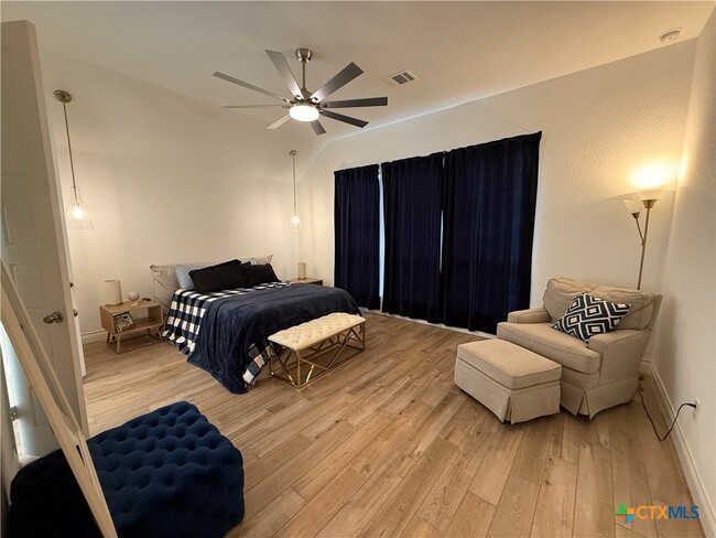 property at 2216 Prado Dr