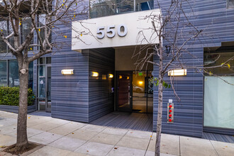 550-560 18th St in San Francisco, CA - Building Photo - Building Photo