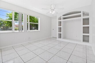 1462 7th St in West Palm Beach, FL - Building Photo - Building Photo