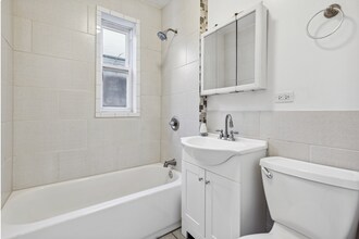 6346 S Saint Lawrence Ave, Unit #1 in Chicago, IL - Building Photo - Building Photo