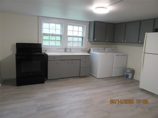 36 E Main St in Washingtonville, NY - Building Photo - Building Photo