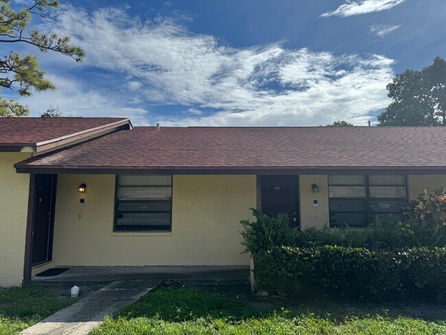 property at 459 Glenwood Dr