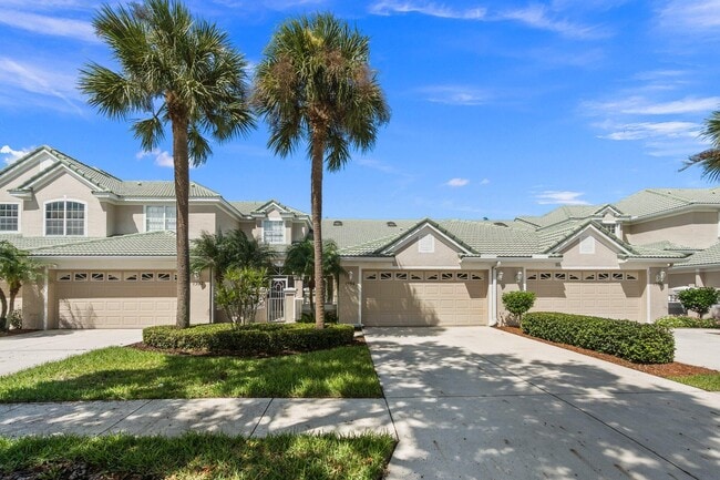 property at 1594 SW Harbour Isles Cir