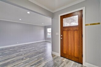 520 Woodstock Way in Santa Clara, CA - Building Photo - Building Photo