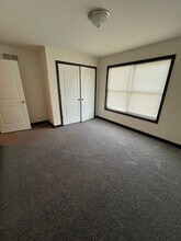 147 Southpark Dr in Wadsworth, OH - Building Photo - Building Photo