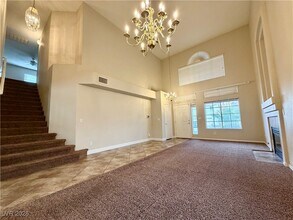 274 Tropic Tan Ct in Henderson, NV - Building Photo - Building Photo