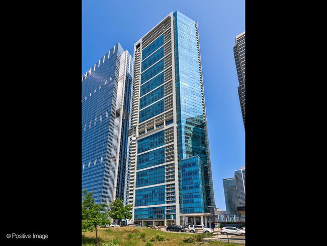 property at 340 E Randolph St