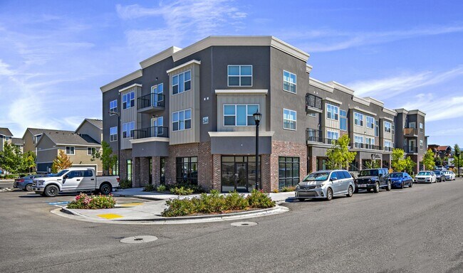 property at 3648 N Centrepoint Way