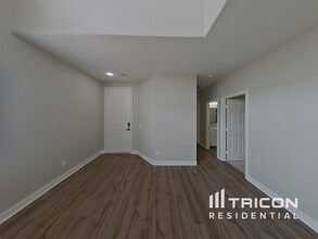 7671 Mocorito Ave in Las Vegas, NV - Foto de edificio - Building Photo