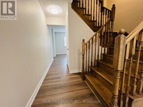 83 Roy Grv Wy in Markham, ON - Building Photo - Building Photo
