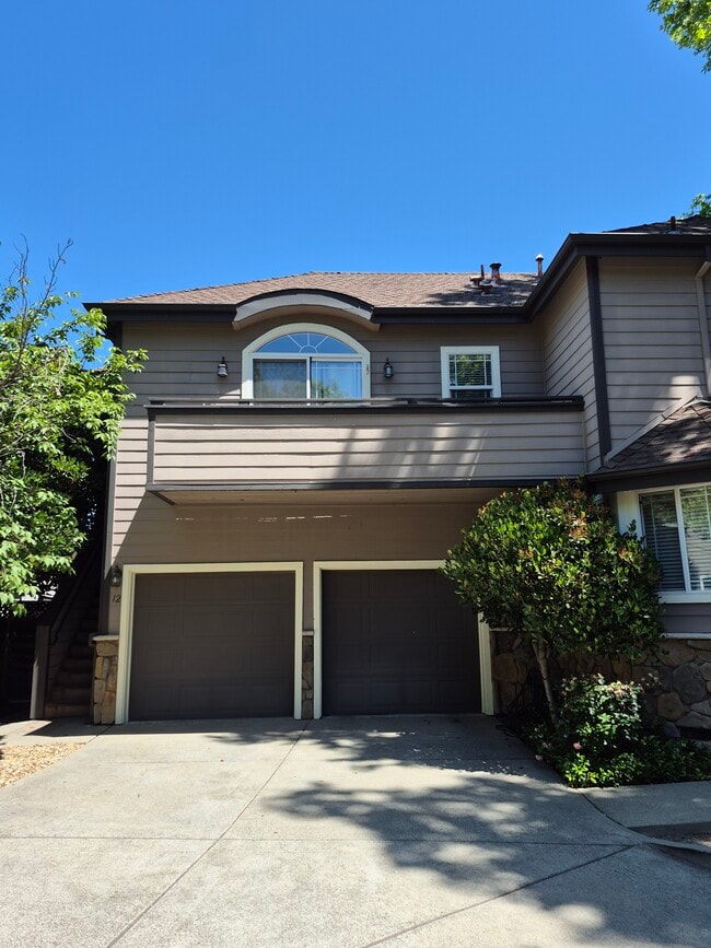 property at 12 Laurel Ct