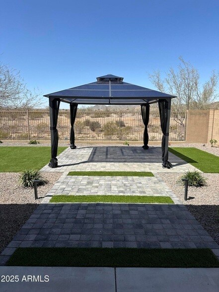 1702 N 214th Ln in Buckeye, AZ - Foto de edificio - Building Photo