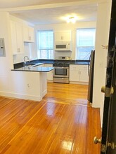 20 Moon St, Unit 2 in Boston, MA - Building Photo - Building Photo