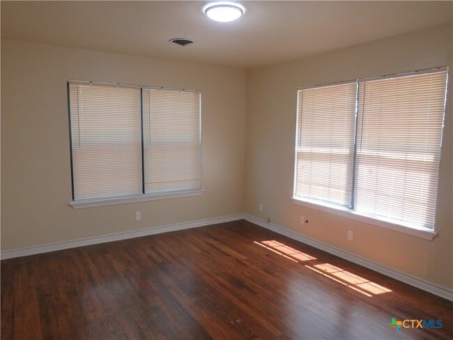 property at 502 McArthur Dr