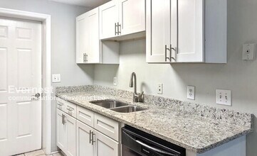 1320 Ely Rd in Chattanooga, TN - Building Photo - Building Photo
