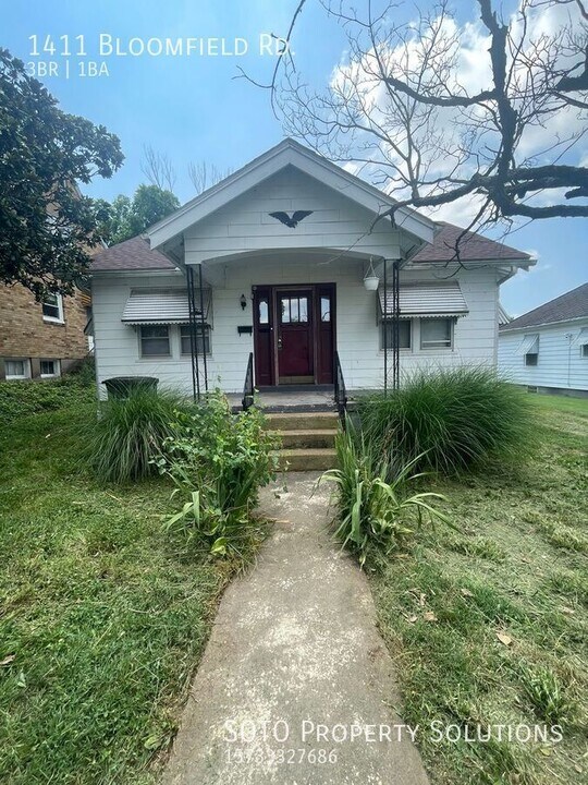 1411 Bloomfield Rd in Cape Girardeau, MO - Building Photo