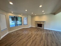 6931 Cobblestone Way in Citrus Heights, CA - Foto de edificio - Building Photo