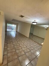 1190 NW 124th Ave in Miami, FL - Building Photo - Building Photo