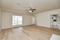 1470 Country Park Dr in Katy, TX - Building Photo - Building Photo