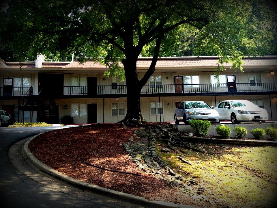 Oakwood Place Apartments in Little Rock, AR - Foto de edificio