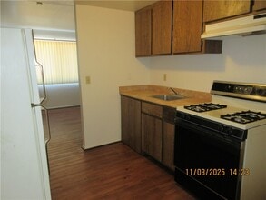 3803 N Roosevelt St in Kingman, AZ - Building Photo - Building Photo