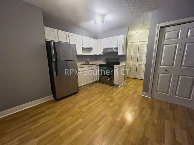 40 S Cherry St in Wallingford, CT - Building Photo - Building Photo