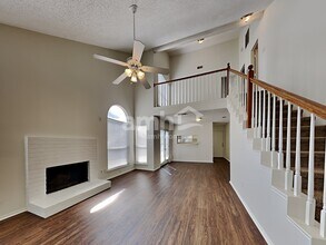 830 Greenridge Dr in Arlington, TX - Building Photo - Building Photo