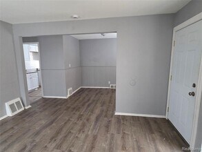 1139 Bassett St in Detroit, MI - Building Photo - Building Photo
