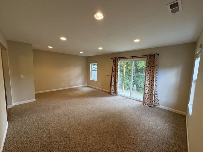 2793 Acarie Dr in Columbus, OH - Building Photo - Building Photo