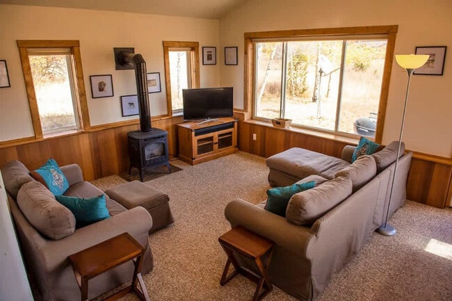 515 Cobblecrest Rd
