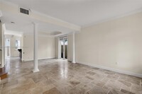 11886 SW 81st St in Miami, FL - Building Photo - Building Photo