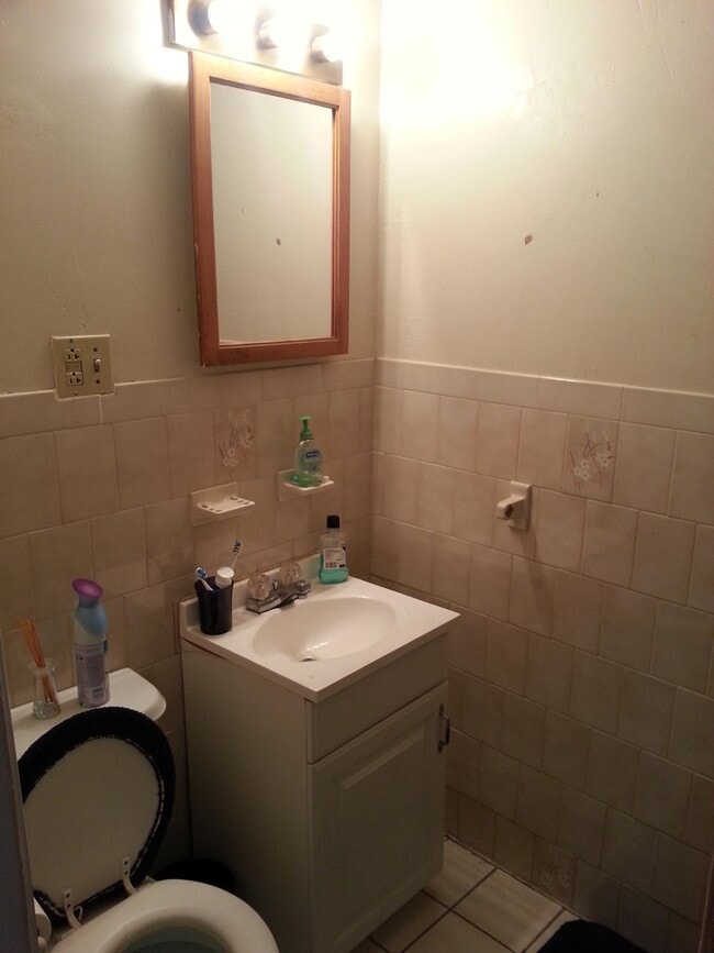 1412 Commonwealth Ave in Boston, MA - Building Photo - Building Photo