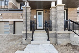 129 Alway Rd in Hamilton, ON - Building Photo - Building Photo
