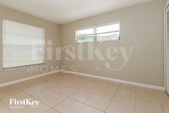 928 SE 31st St in Cape Coral, FL - Building Photo - Building Photo