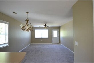 1109 N Don St in Kirksville, MO - Foto de edificio - Building Photo