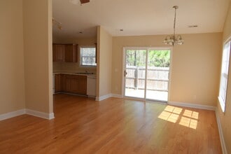 1528 Wagon Ct in Wilmington, NC - Building Photo - Building Photo
