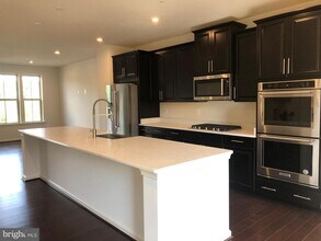 2950 Timberneck Way in Hanover, MD - Building Photo - Building Photo