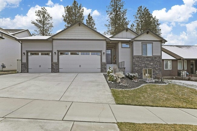 property at 2719 S Seabiscuit Dr