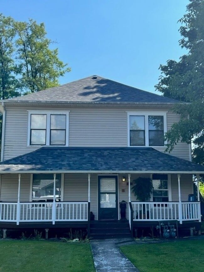 1129 E State St in Sedro Woolley, WA - Building Photo - Building Photo