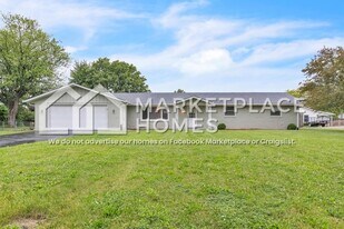 4915 Jaysue St in Anderson, IN - Building Photo