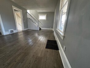 1411 Laiblin Pl NE in Canton, OH - Building Photo - Building Photo