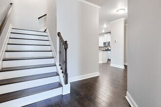 5745 Rocky Falls Rd in Suwanee, GA - Building Photo - Building Photo