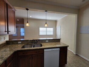 710 W 36th St in Norfolk, VA - Building Photo - Building Photo