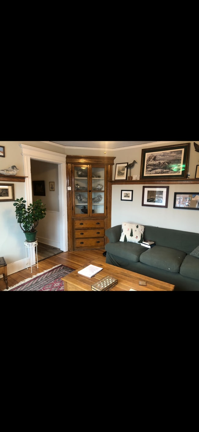 29 Bungalow Ave, Unit #3 in Fairfield, CT - Foto de edificio - Building Photo