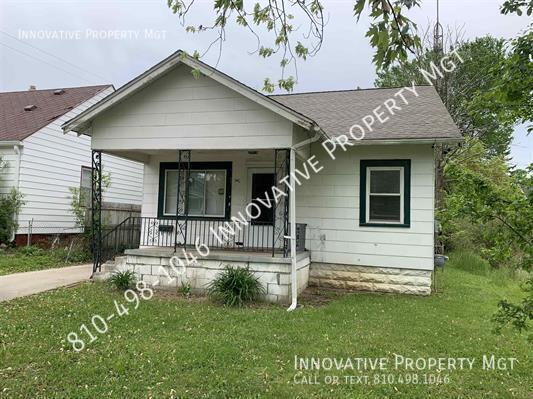 1405 Lincoln Dr