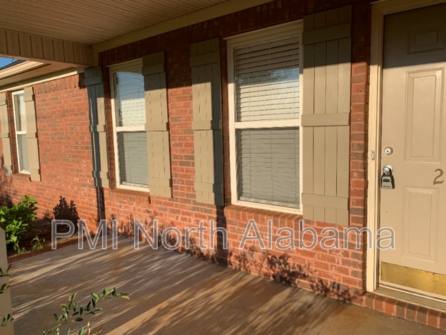 218 Maddux Ct in Huntsville, AL - Building Photo - Building Photo